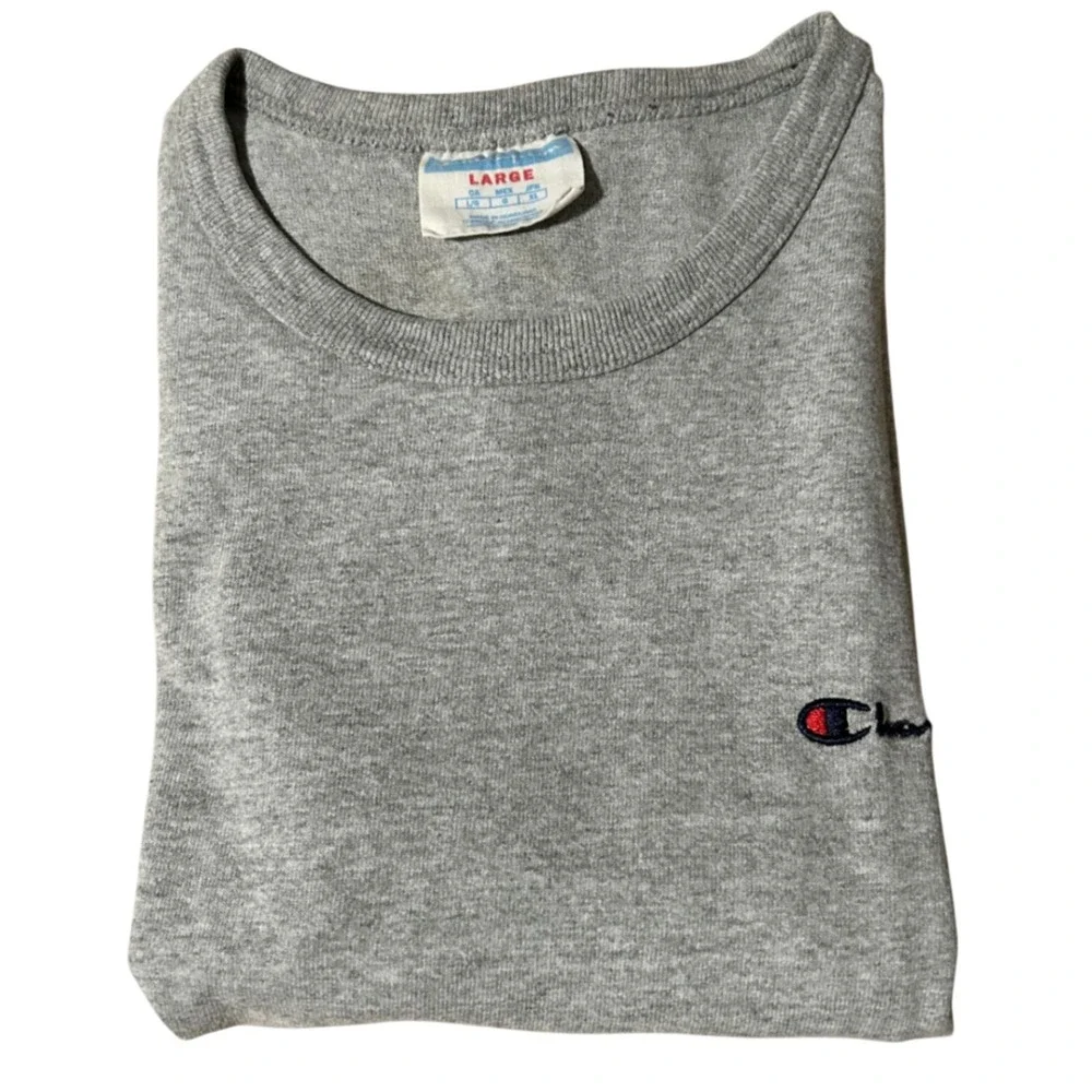 Champion Men's Large Gray Logo Tee Classic Fit Embroidered‎ Logo Sleeve Patch